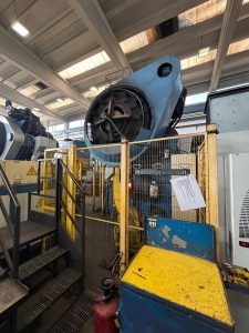 Pressa per stampaggio a caldo TMP Voronezh К04.038.842 - 1600 ton (ID:76417) - Dabrox.com