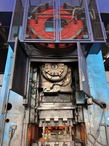 Pressa per stampaggio a caldo Smeral LZK 4000 - 4000 ton (ID:76418) - Dabrox.com