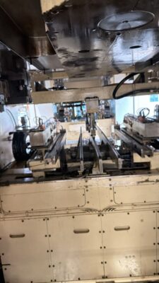 Pressa per stampaggio Krupp PST 620 - 620 ton (Foto 2)