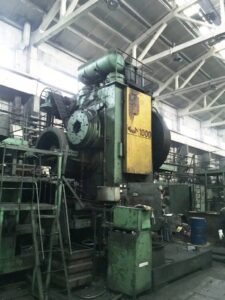 Pressa per stampaggio a caldo TMP Voronezh AKKG8040 - 1000 ton (ID:S79181) - Dabrox.com