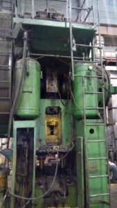 Pressa per stampaggio a caldo TMP Voronezh K04.019.840 - 1000 ton (ID:S79194) - Dabrox.com