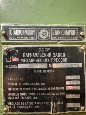 Pressa a ginocchiera Barnaul K8340 - 1000 ton (Foto 4)