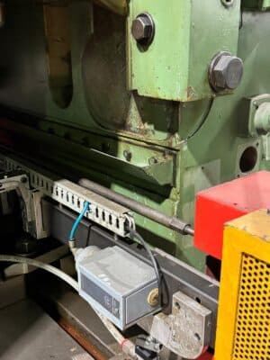 Pressa a ginocchiera Barnaul K8340 - 1000 ton (Foto 10)