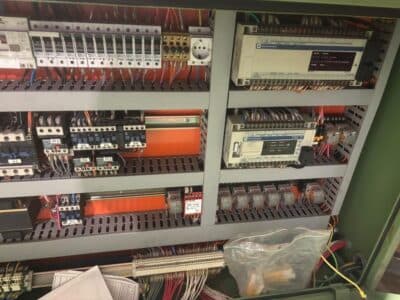 Pressa a ginocchiera Barnaul KB8336 - 400 ton (Foto 1)