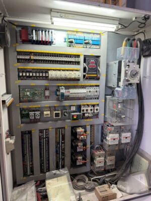 Pressa per fucinatura a freddo Chin Fong KP-1000 - 1000 ton (Foto 3)