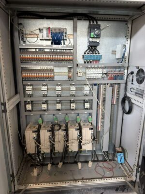 Pressa per fucinatura a freddo Chin Fong KP-1000 - 1000 ton (Foto 4)