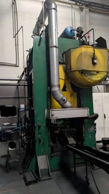 Pressa per stampaggio a caldo Mecolpress SEO 35 - 350 ton (Foto 10)