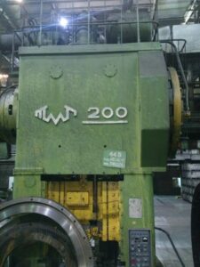 Pressa a sbavare e preformare TMP Voronezh - 200 ton