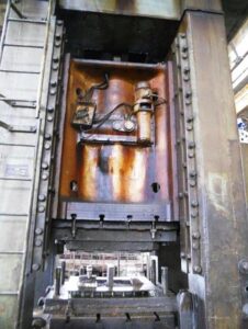 Pressa a sbavare e preformare TMP Voronezh KG2540 - 1000 ton (ID:S84411) - Dabrox.com