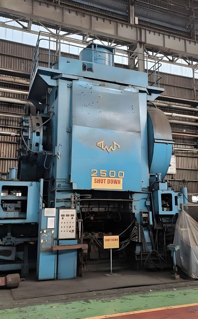 Pressa per stampaggio a caldo TMP Voronezh KA8044 - 2500 ton