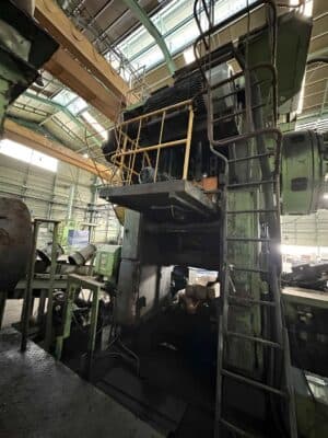 Pressa per stampaggio a caldo TMP Voronezh KG8042 - 1600 ton (Foto 3)