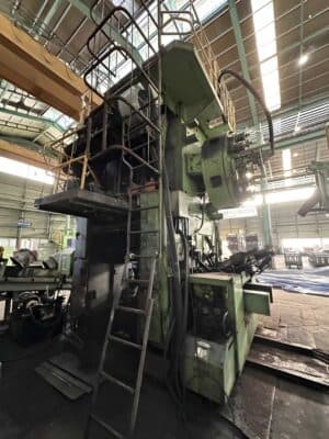 Pressa per stampaggio a caldo TMP Voronezh KG8042 - 1600 ton (Foto 5)