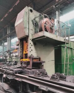 Pressa eccentriche TMP Voronezh KM2134A - 250 ton (ID:75838) - Dabrox.com