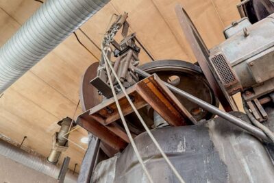 Pressa a vite Berrenberg RSPe 230/300 - 300 ton (Foto 14)