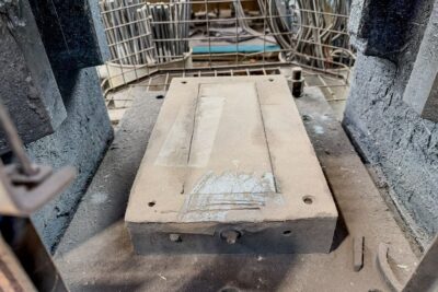 Pressa a vite Berrenberg RSPe 230/300 - 300 ton (Foto 8)