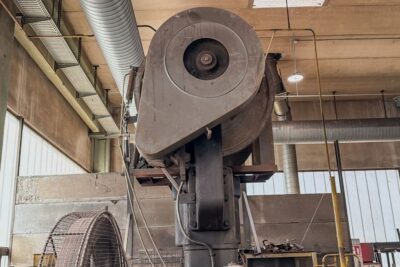 Pressa a vite Berrenberg RSPe 230/300 - 300 ton (Foto 1)