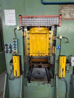 Pressa a vite Gamei PHG 200/315 - 315 ton (Foto 4)