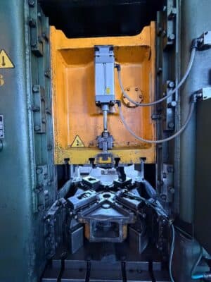 Pressa per stampaggio a caldo Rovetta FO200 - 200 ton (Foto 3)