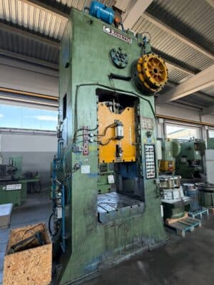 Pressa per stampaggio a caldo Rovetta FO300 - 300 ton ID: 76462