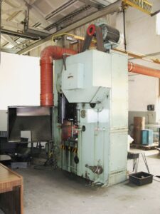 Pressa a ginocchiera Barnaul - 630 ton