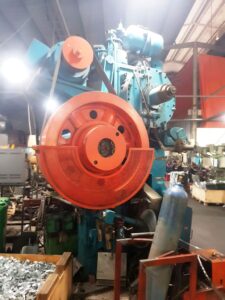 Pressa per stampaggio a caldo National Maxipres 500 E8 - 500 ton (ID:76274) - Dabrox.com