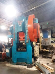 Pressa per stampaggio a caldo National Maxipres 500 E8 - 500 ton (ID:76274) - Dabrox.com