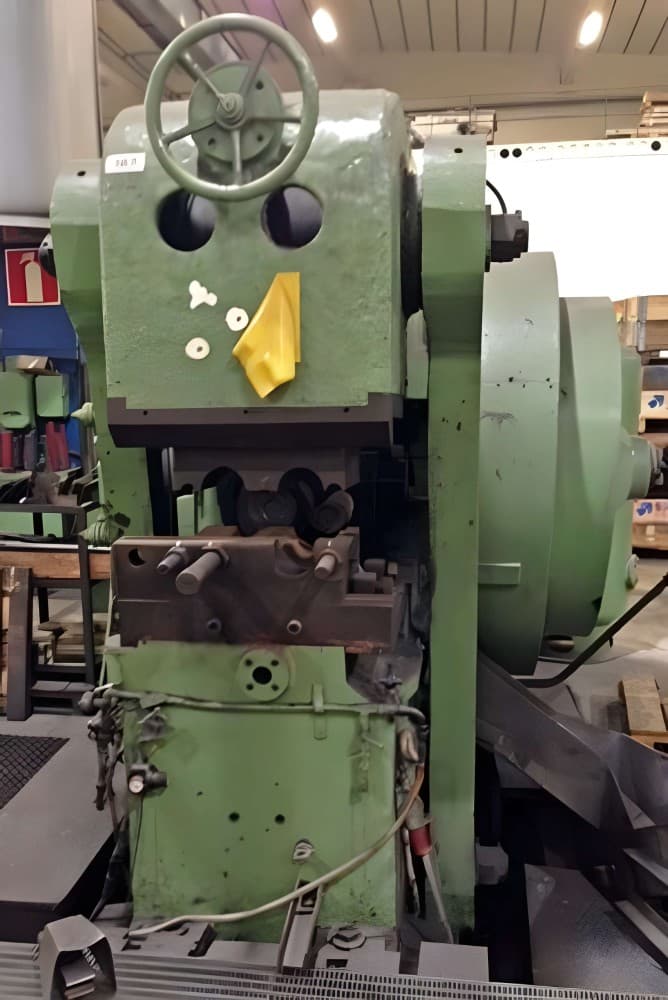 Macchina orizzontale per ricalcatura Eumuco SMZ 45 - 450 ton