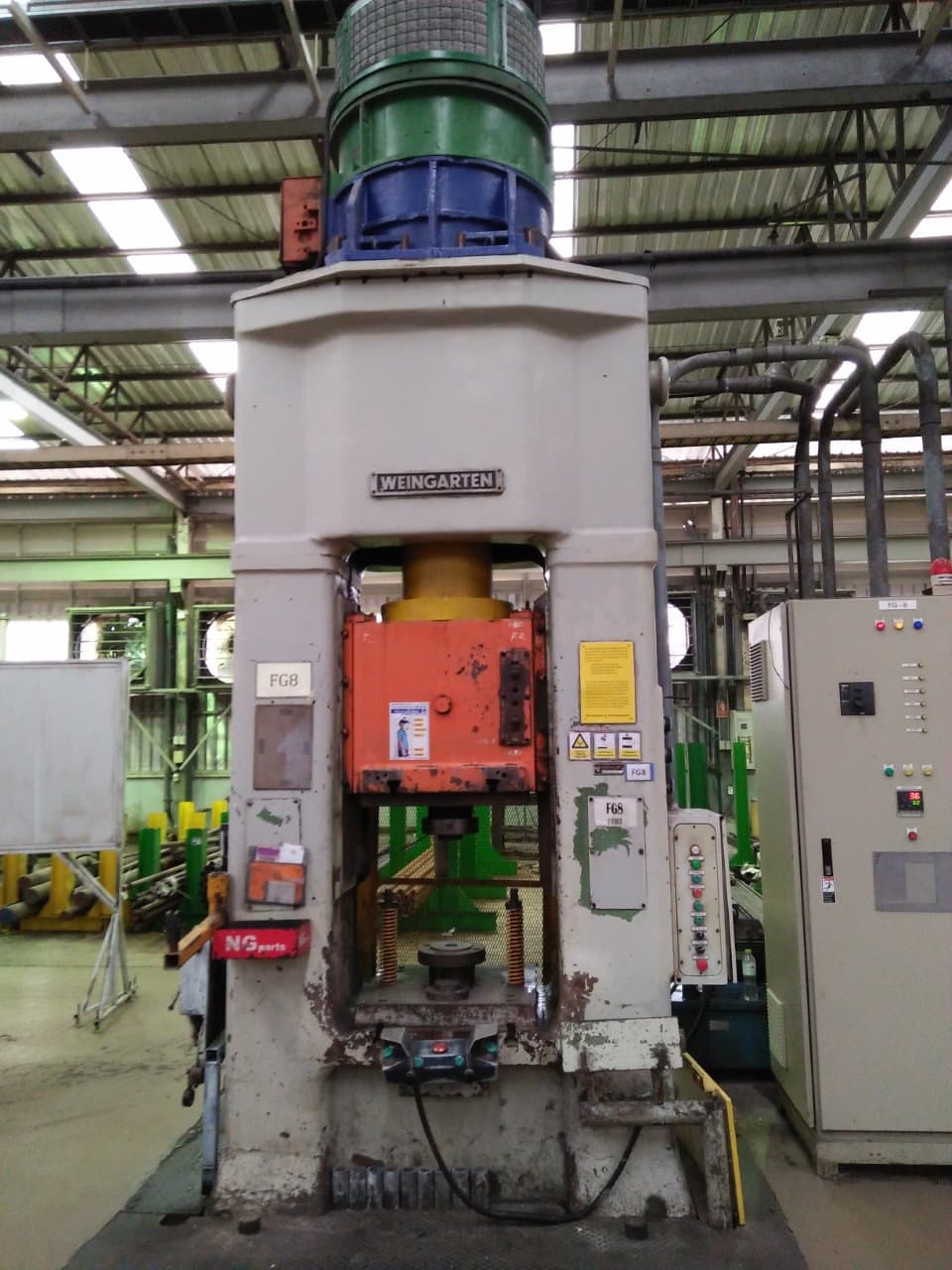Pressa a vite Weingarten PS 225 - 800 ton