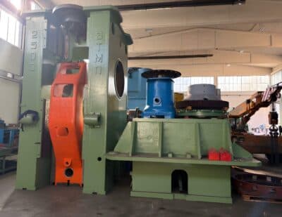 Pressa per stampaggio a caldo TMP Voronezh K8544 - 2500 ton (Foto 9)