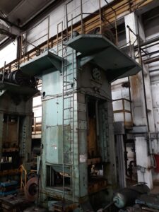Pressa a sbavare e preformare TMP Voronezh K2538 - 630 ton (ID:75870) - Dabrox.com