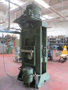 Pressa a vite Weingarten PA 140 - 320 ton (ID:S89421) - Dabrox.com