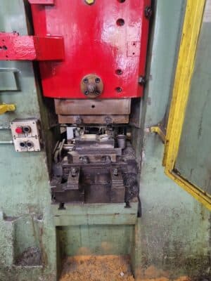 Pressa a vite Vaccari BF/9P - 320 ton (Foto 3)