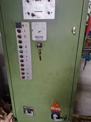Pressa a vite Vaccari BF/9P - 320 ton (Foto 1)