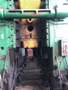 Pressa per stampaggio a caldo Smeral LKM 4000 - 4000 ton (ID:75333) - Dabrox.com