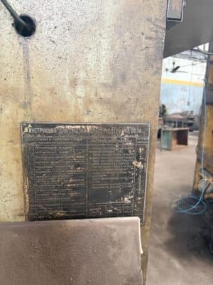 Pressa per estrusione a freddo Barnaul KB0036 - 400 ton (Foto 3)