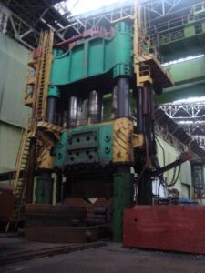 Pressa idraulica UZTM 100MN - 10000 ton (ID:75610) - Dabrox.com