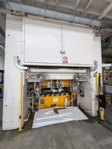 Pressa per stampaggio fogli Fagor - 630 ton