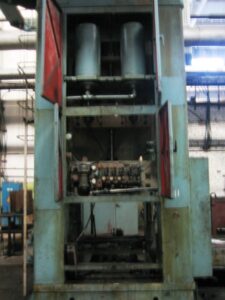 Pressa a sbavare e preformare TMP Voronezh KG2540 - 1000 ton (ID:75636) - Dabrox.com