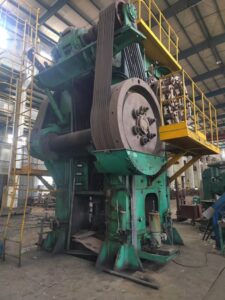 Pressa per stampaggio a caldo TMP Voronezh K8544 - 2500 ton (ID:76301) - Dabrox.com