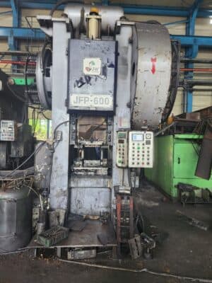 Pressa per stampaggio a caldo Jaewoo JFP 600 - 600 ton (Foto 1)