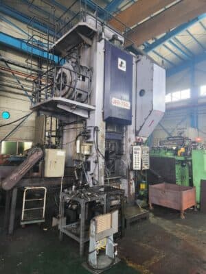 Pressa per stampaggio a caldo Jaewoo JFP 750 - 750 ton (Foto 2)
