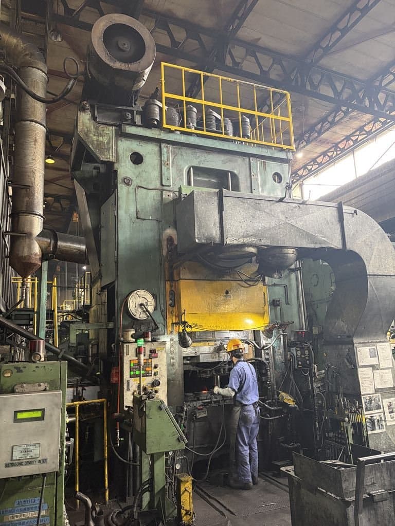 Pressa per stampaggio a caldo Smeral LMZ 1600 - 1600 ton