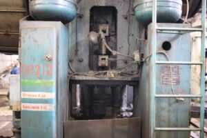 Pressa per stampaggio a caldo TMP Voronezh AKKB8040 - 1000 ton (ID:S84865) - Dabrox.com