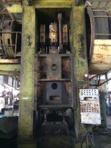 Pressa per stampaggio a caldo TMP Voronezh K04.196.840 - 1000 ton (ID:75625) - Dabrox.com