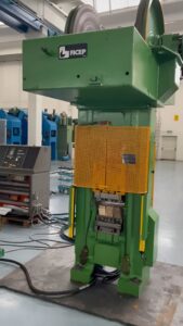 Pressa a vite Ficep MT270/400 - 270 ton (ID:76236) - Dabrox.com