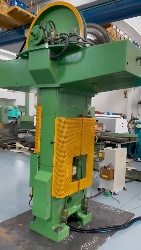 Pressa a vite Ficep MT270/400 - 270 ton (ID:76236) - Dabrox.com
