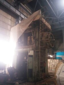 Pressa per stampaggio a caldo TMP Voronezh KB8544 - 2500 ton (ID:75679) - Dabrox.com