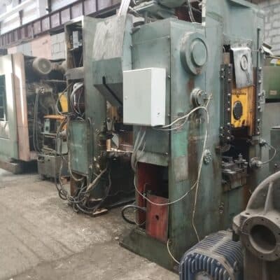 Pressa a ginocchiera Barnaul KB8336 - 400 ton (Foto 2)