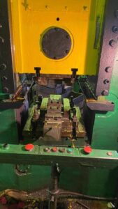 Pressa a ginocchiera Barnaul KB8336 - 400 ton (ID:76309) - Dabrox.com