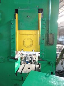 Pressa a ginocchiera Barnaul KB8336 - 400 ton (ID:76309) - Dabrox.com